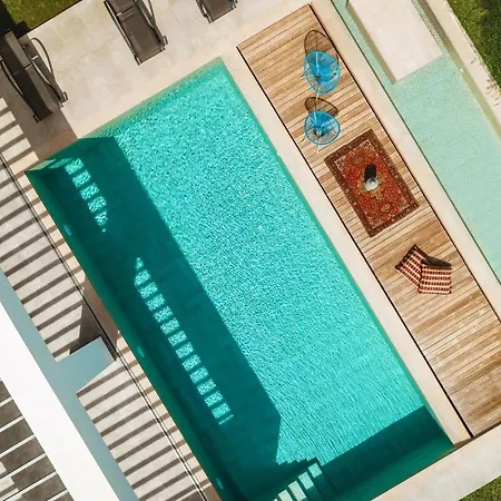 Azimut 1 By ヴィラ *