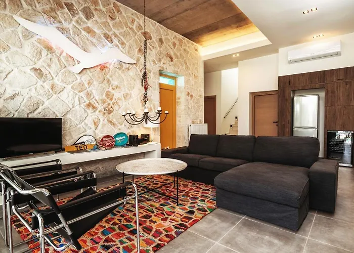 Villa Azimut 1 By