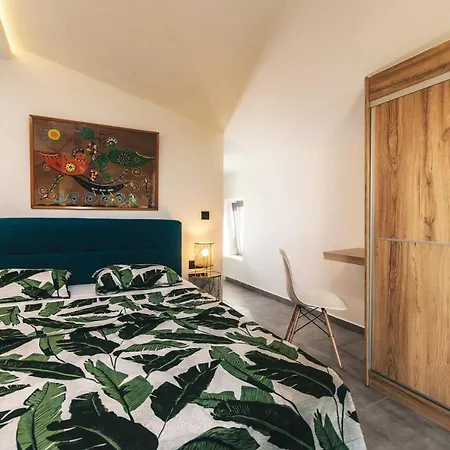 فيلة Azimut 1 By *